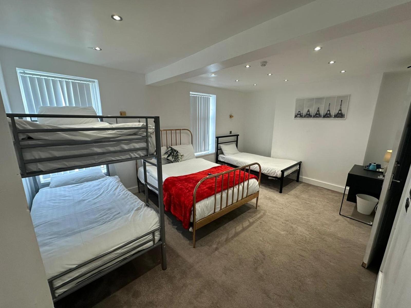 Olive Lodge Blackpool, Blackpool