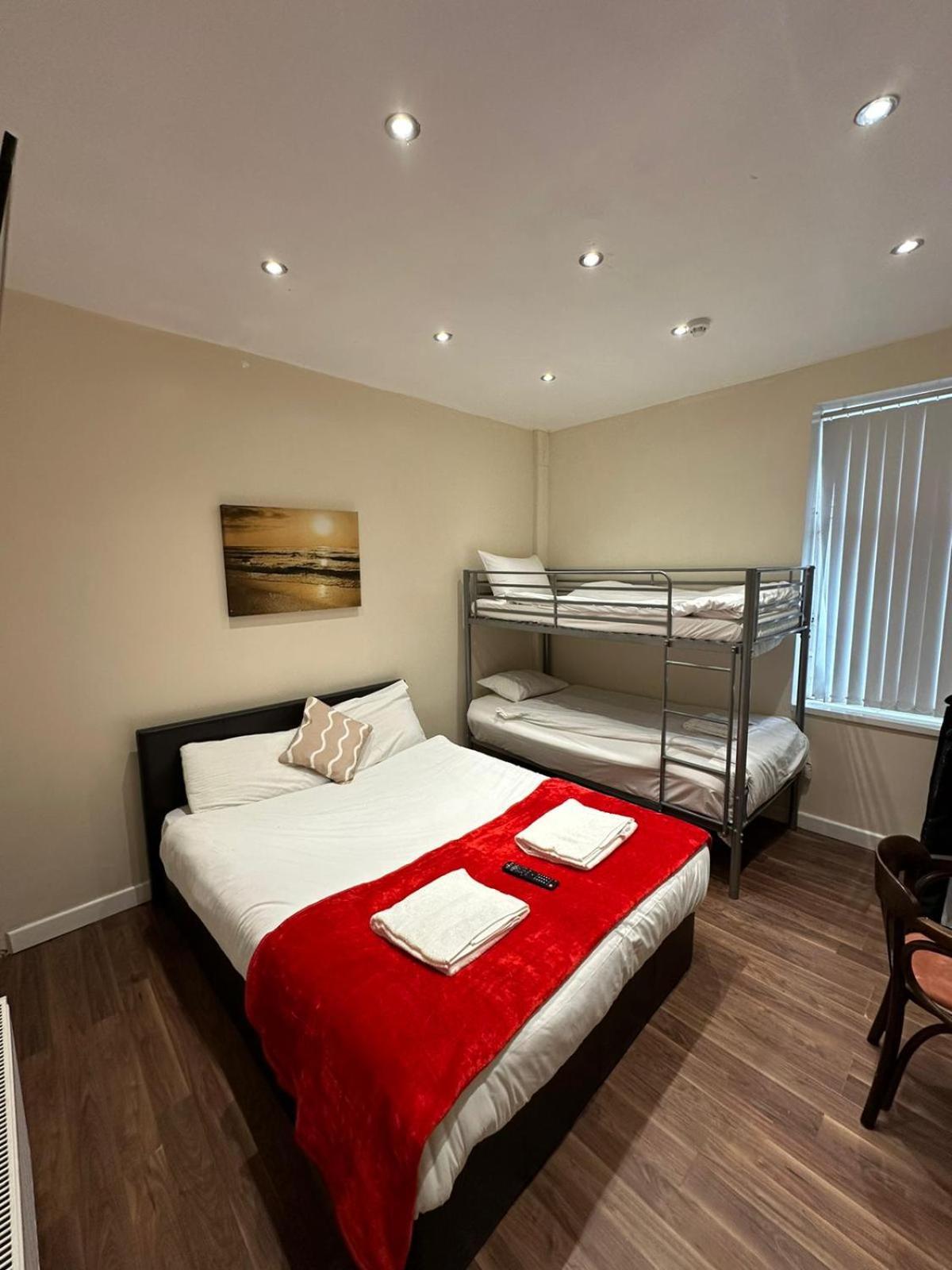 Olive Lodge Blackpool — Photos 2