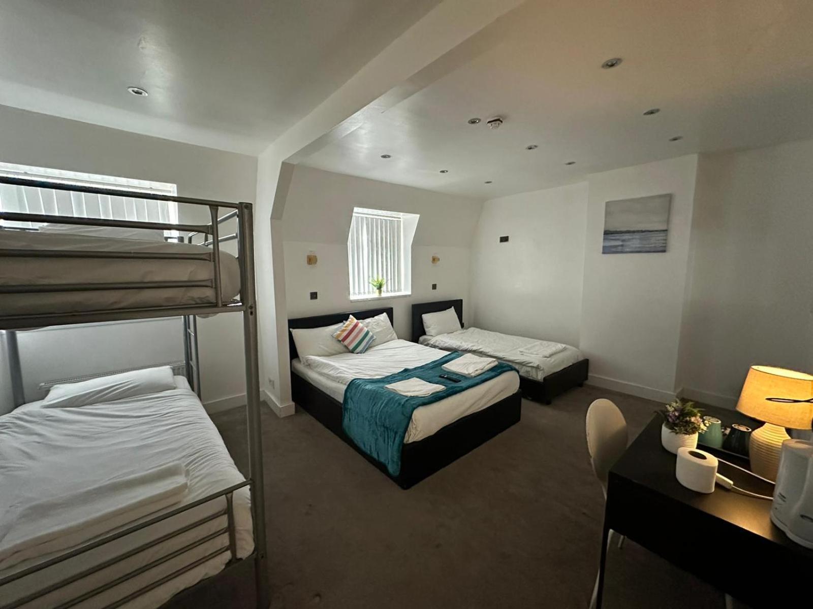 Olive Lodge Blackpool — Photos 1